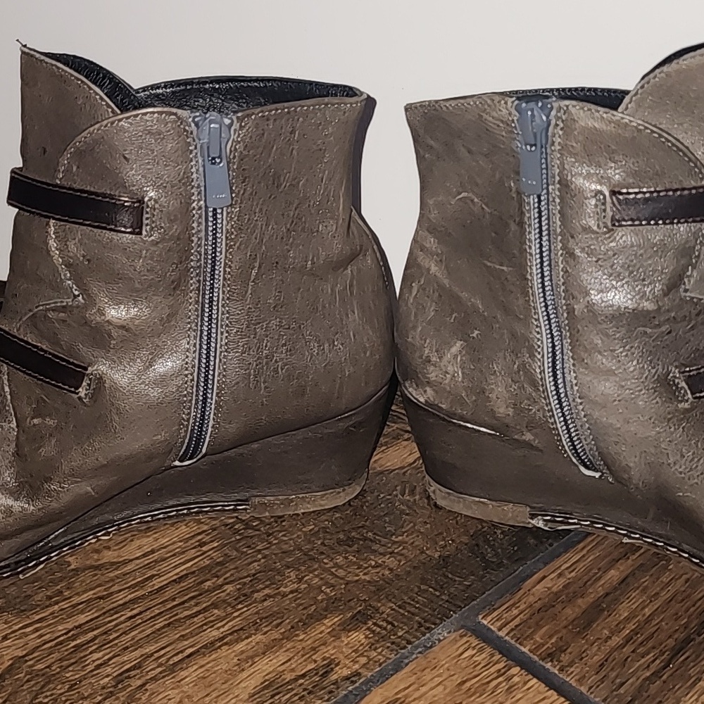 EUC Eric Michael Made in Spain Leather Brown Lena Boots Size Eu 41, US 8.5 - Picture 6 of 9